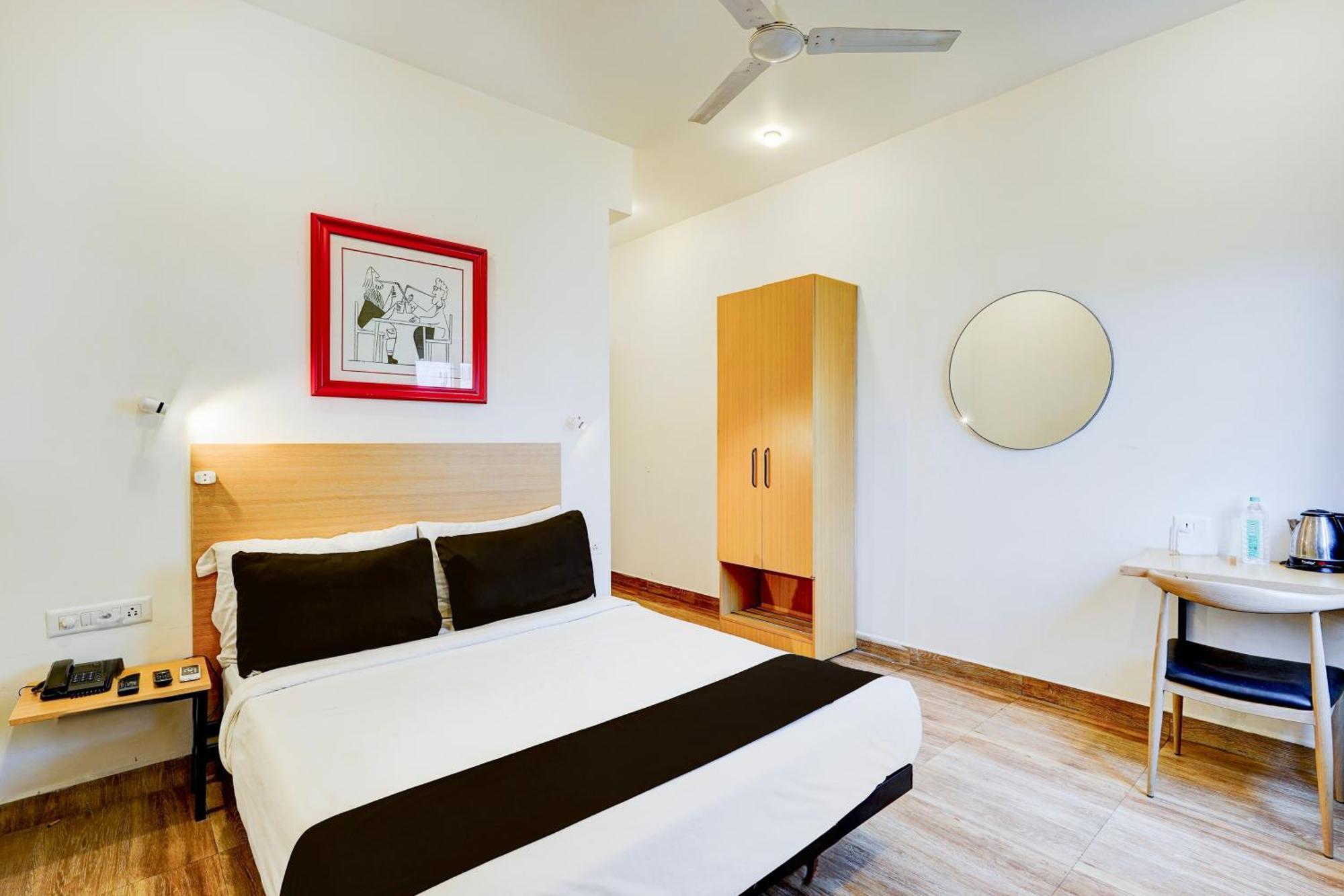 ホテル Super Townhouse ティルパティ エクステリア 写真