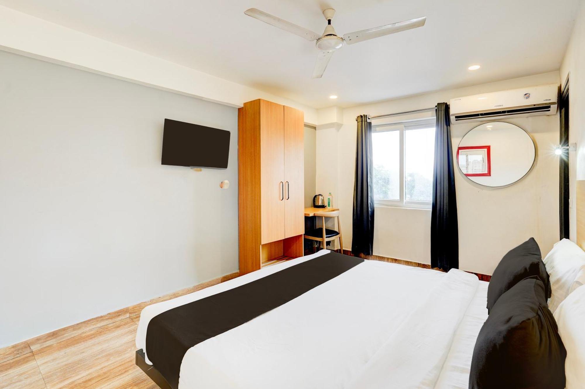 ホテル Super Townhouse ティルパティ エクステリア 写真